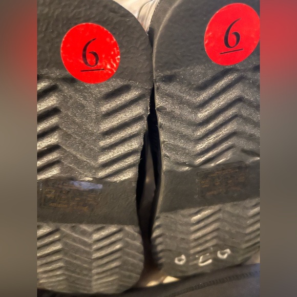 NWT Juicy Couture Black Klash Clear Mirrored Logo Sherpa Booties - Picture 9 of 11